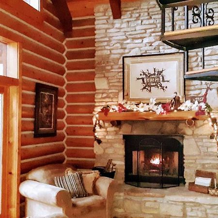 Cherokee Mountain Log Cabins Eureka Springs Exterior foto